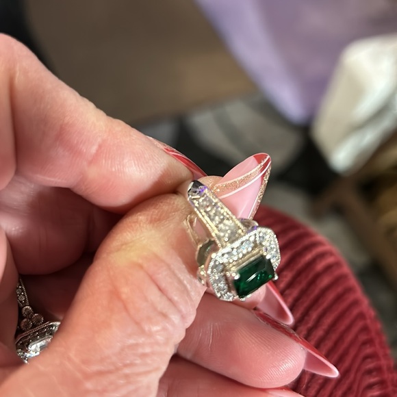 Ring - Picture 4 of 5